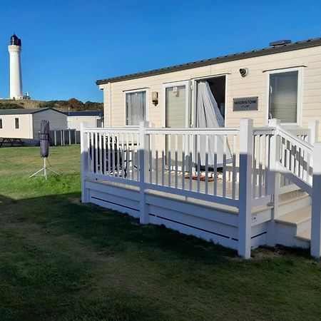 Villa Hollies Retreat Lossiemouth Exterior foto